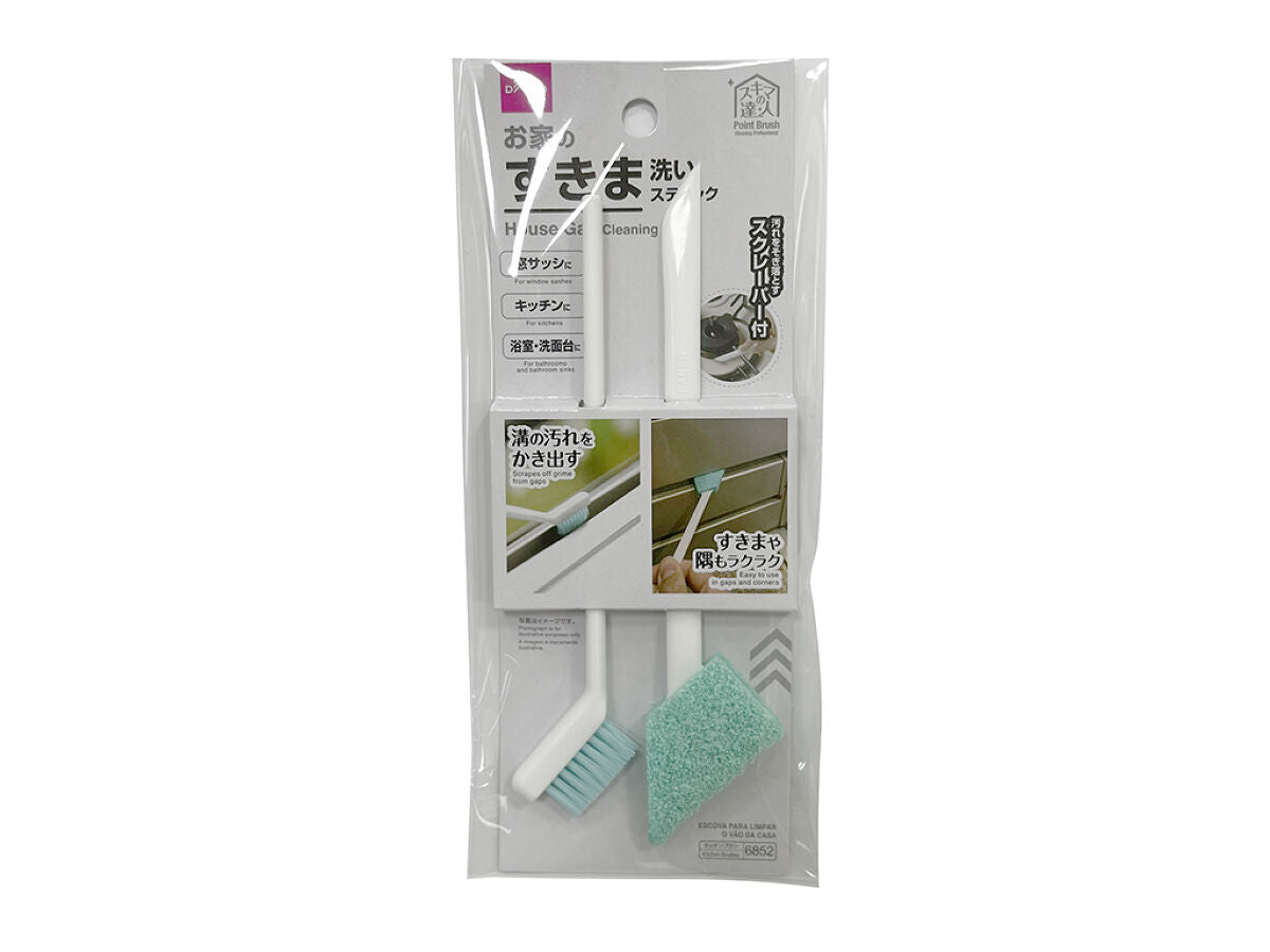 Daiso House Gap Cleaning Stick FrontPackage
