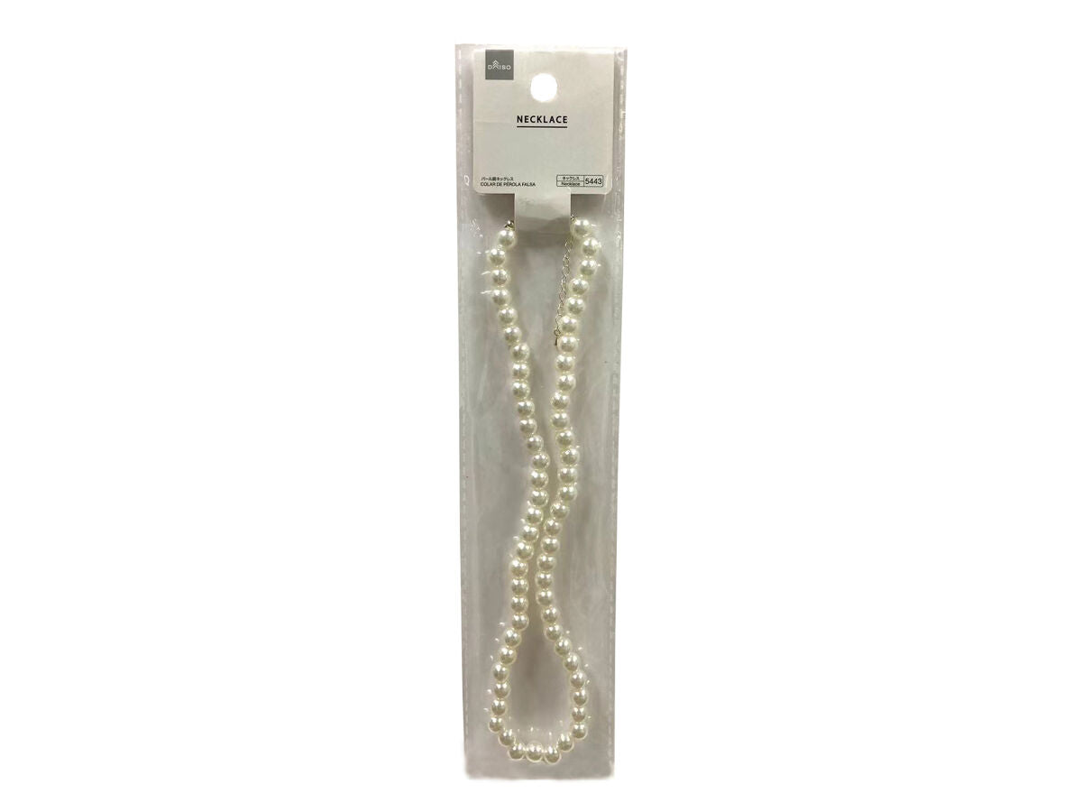 Daiso Imitation Pearl Necklace FrontPackage