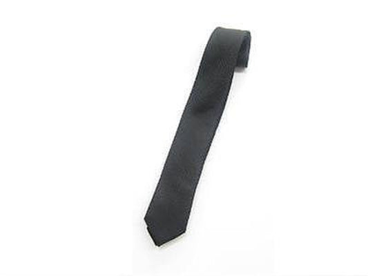 Daiso Black narrow tie Plane FrontPackage