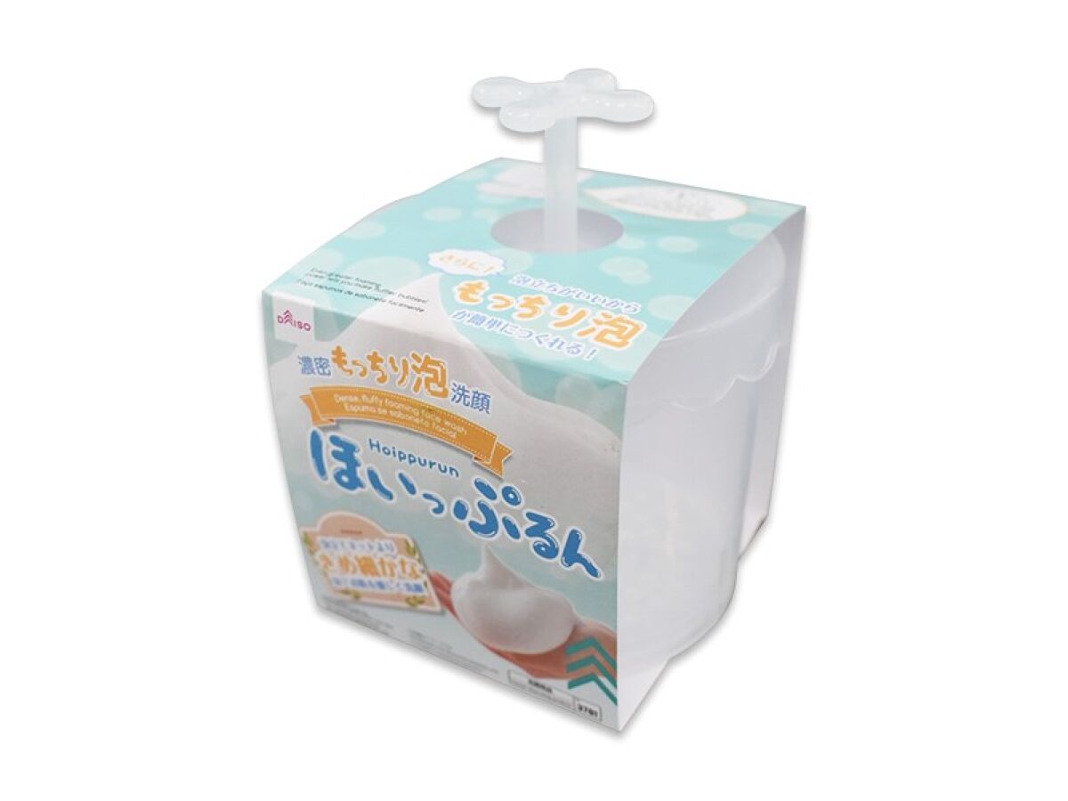 Daiso Hoippurun (facial cleansing foam maker) FrontPackage