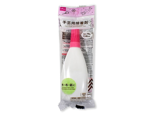 Daiso Craft Glue FrontPackage