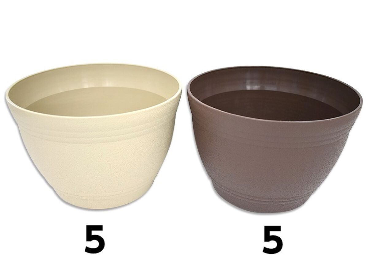 Daiso Recycled Plastic Flower Pot FrontPackage