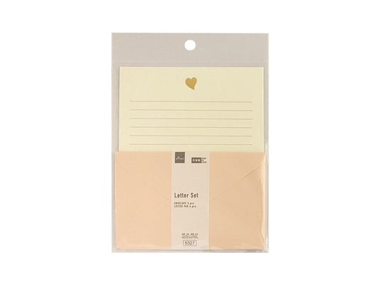 Daiso LETTER PAD AND ENVELOPE SET HEART FrontPackage