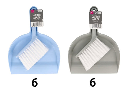 Daiso DUSTPAN AND BRUSH FrontPackage