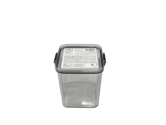 Daiso Clear Storage Container FrontPackage