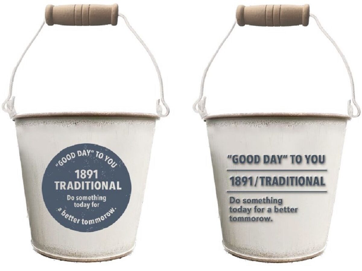 Daiso Antique Design iron Pot -Bucket- FrontPackage