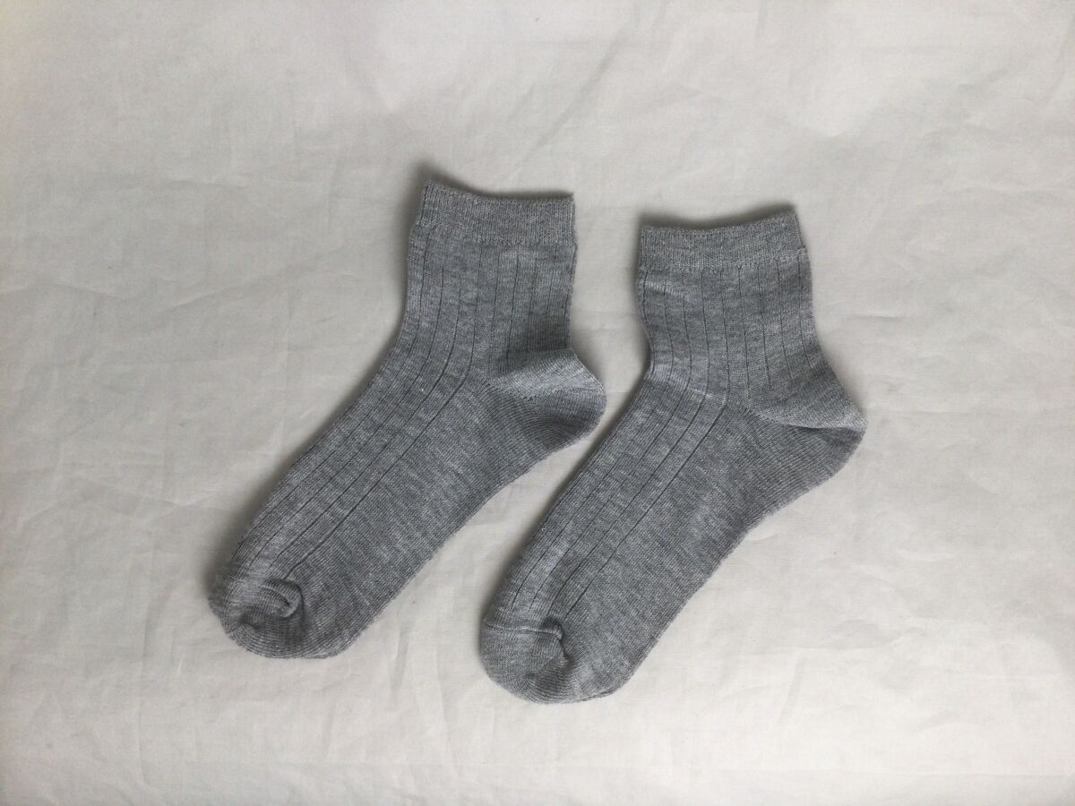 Daiso Color Wide Rib Socks(Heather Gray,Heel Right Angle,Water Absorption Quick Drying) FrontPackage