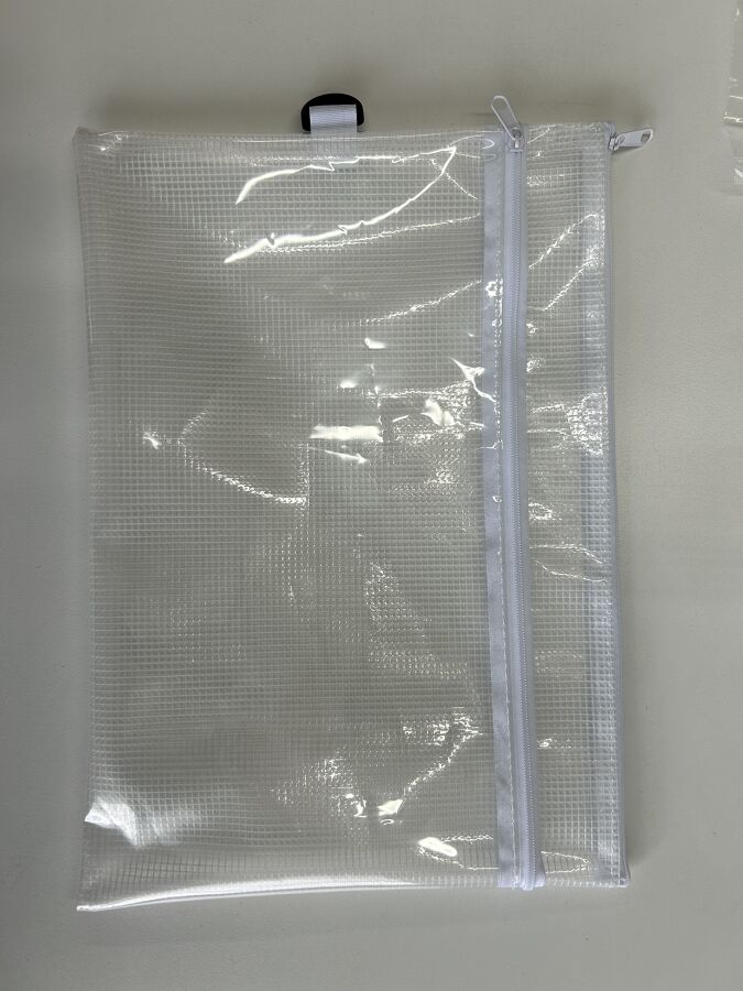 Daiso PEVA Pouch A4 with D-Can WH FrontPackage