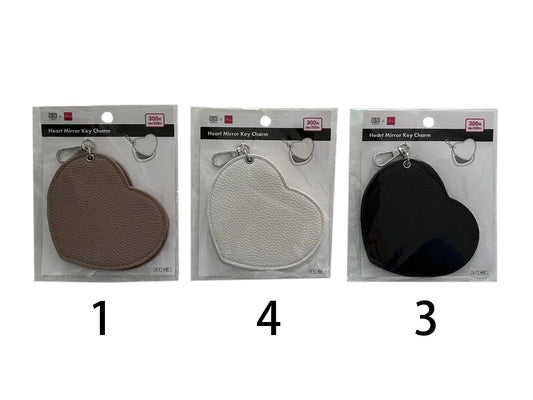 Daiso Heart Mirror Key Charm FrontPackage