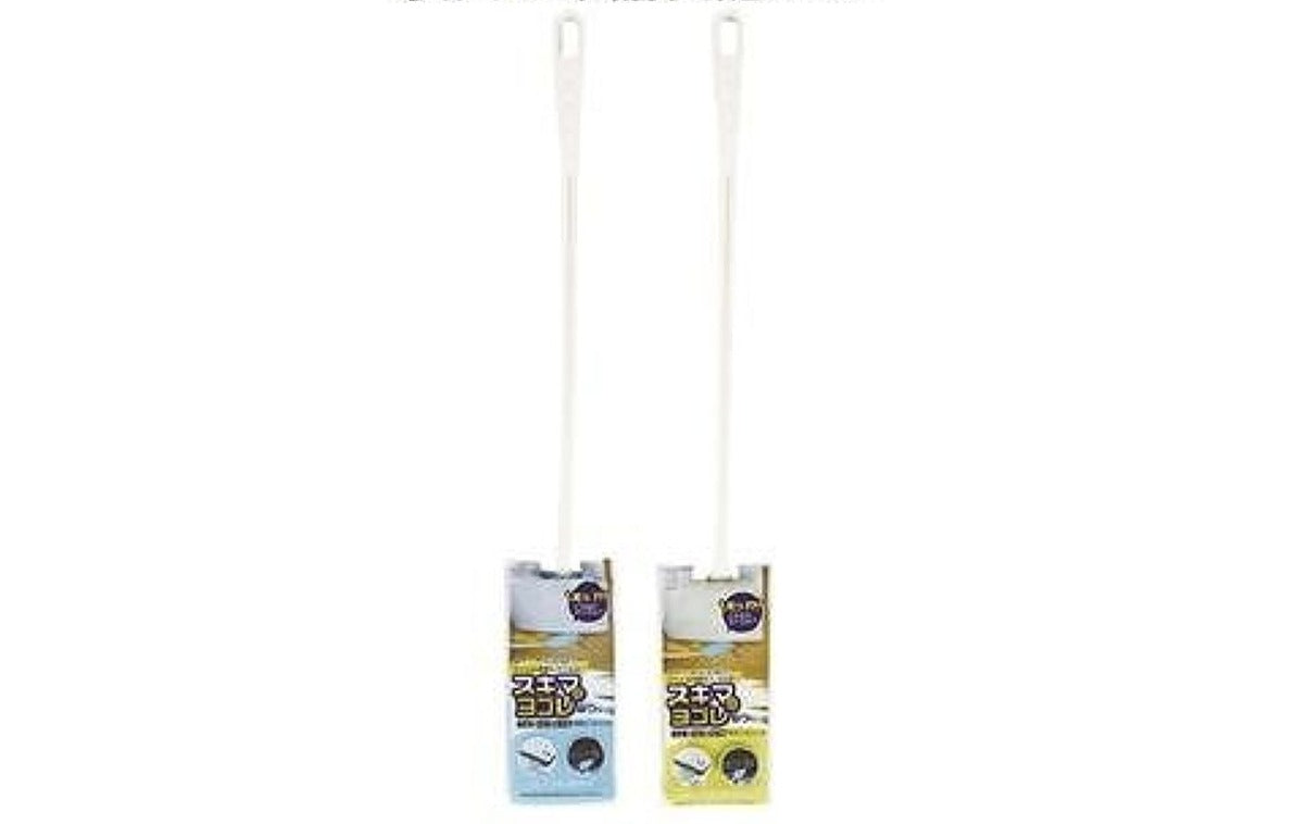 Daiso Sukima Dust Catcher Mop for Gap FrontPackage