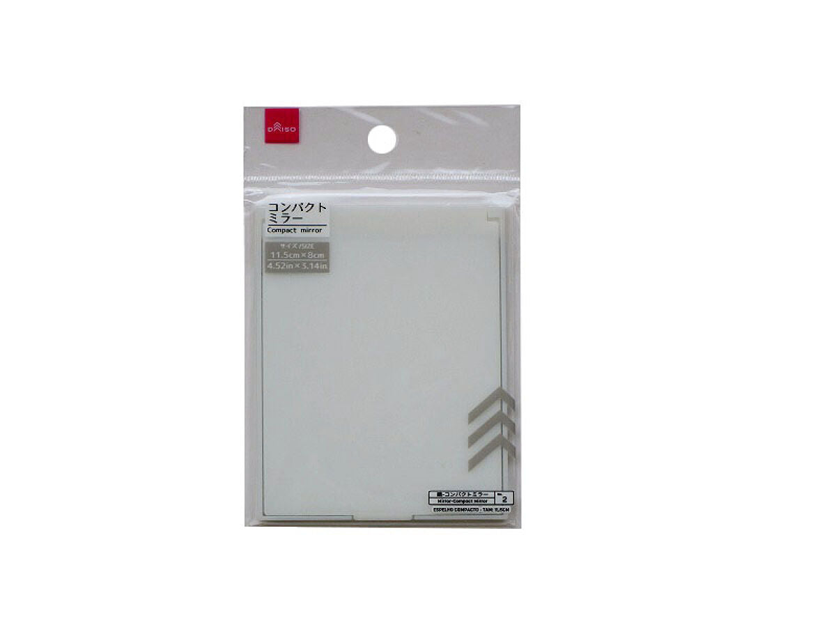 Daiso COMPACT MIRROR FrontPackage