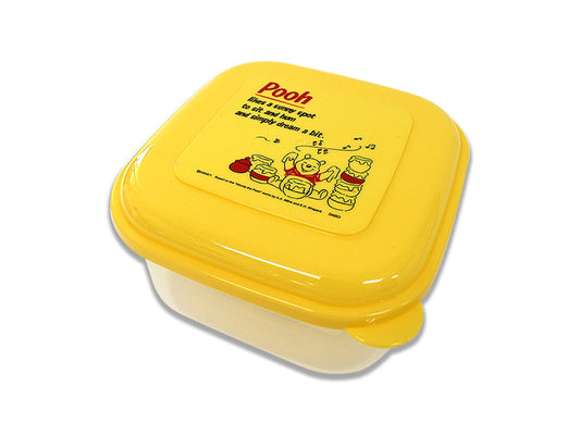 Daiso Fresh microwave oven container square Winnie-the-Pooh FrontPackage